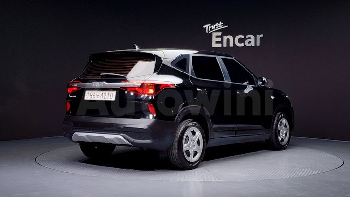 Kia Seltos 2023 — 3