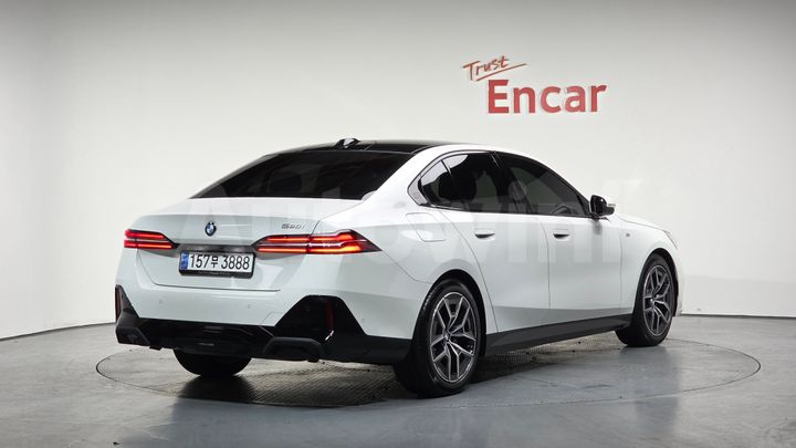 BMW 5 Series 2024 — 2