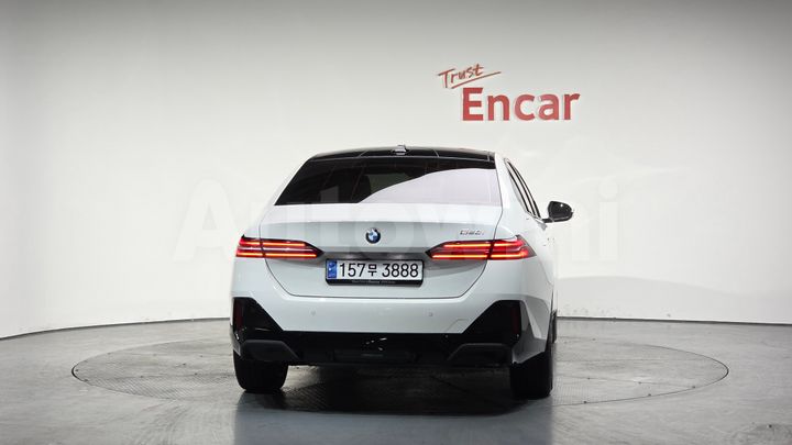 BMW 5 Series 2024 — 4