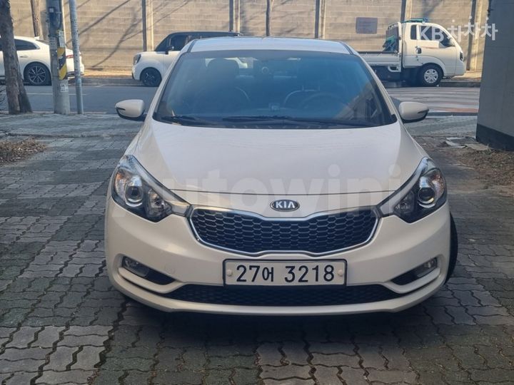 Kia K3 2014 — 2