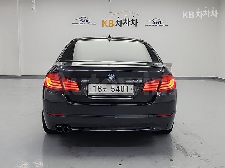 BMW 5 Series 2011 WBAFW1102BDU23460 — 3