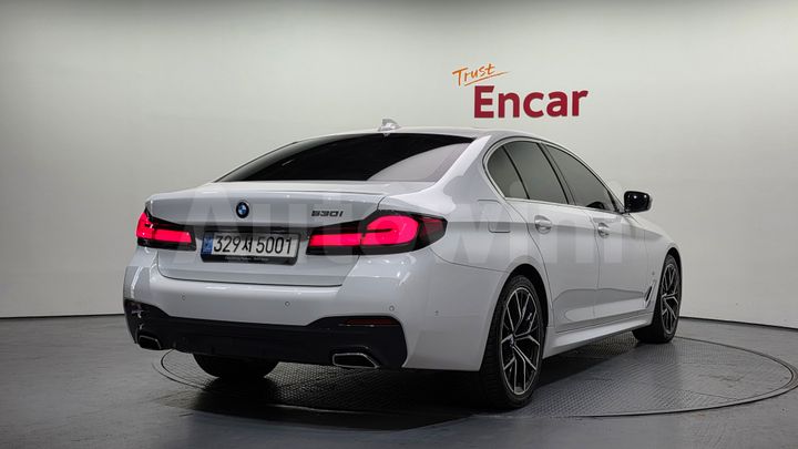 BMW 5 Series 2022 — 2