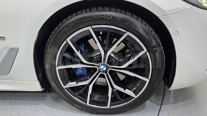 BMW 5 Series 2022 — 5
