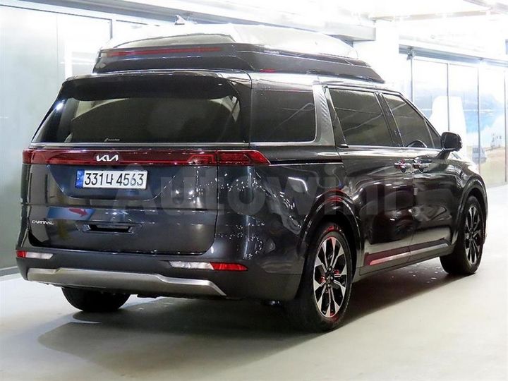 Kia Carnival 2023 — 4