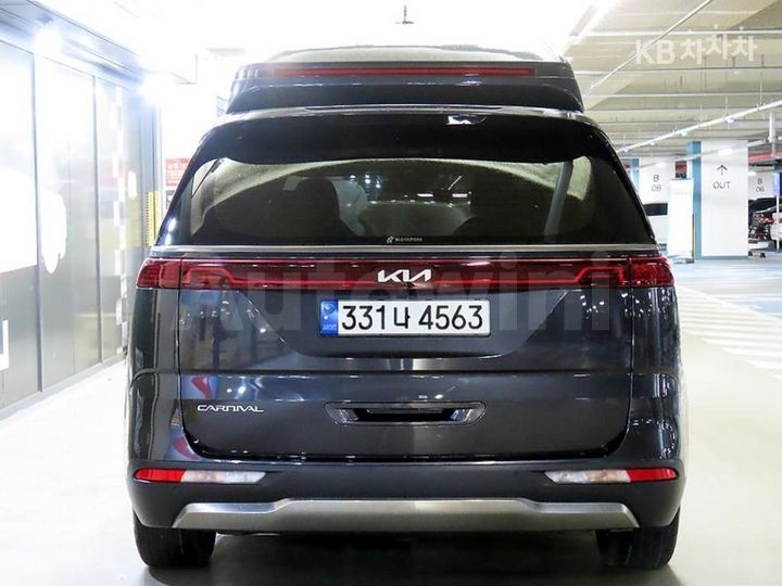 Kia Carnival 2023 — 5