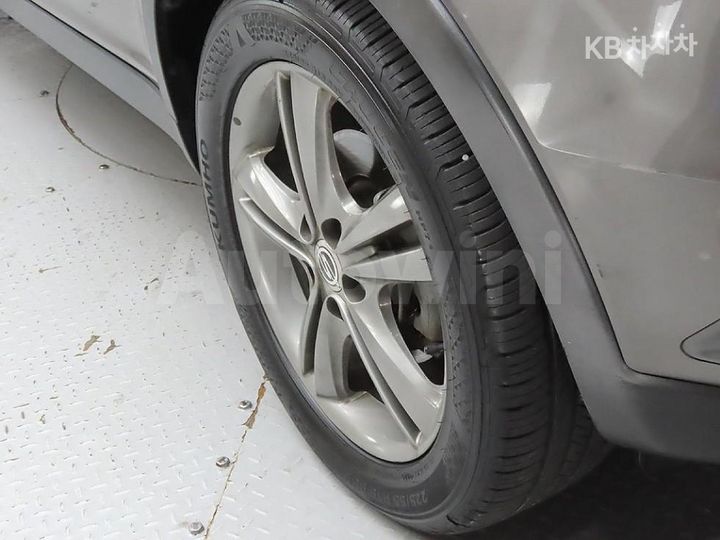 KGM (Ssangyong) Korando 2012 — 5