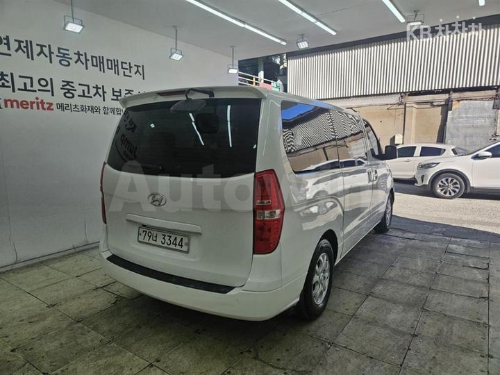 Hyundai Starex 2015 — 4