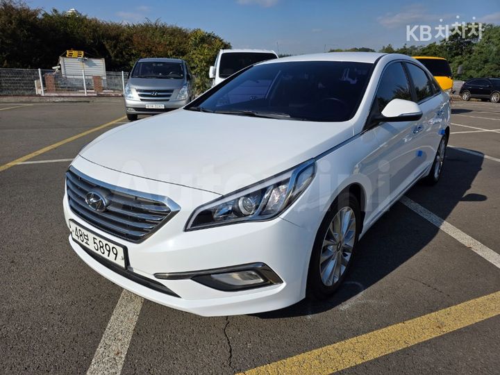 Hyundai Sonata 2015 — 2