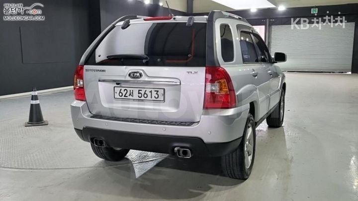 Kia Sportage 2010 — 2