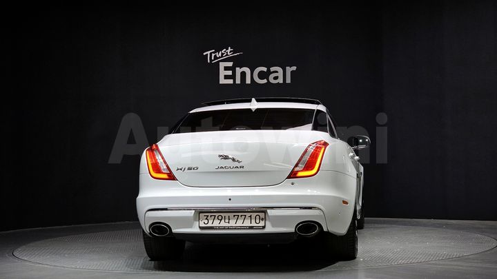 Jaguar XJ 2019 — 4