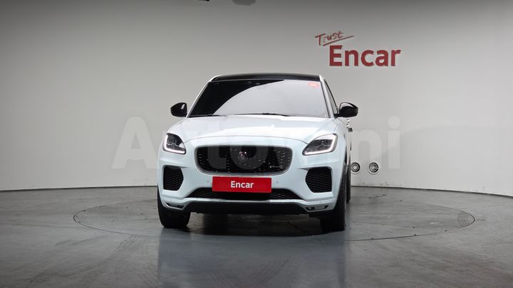 Jaguar E PACE 2018 — 3