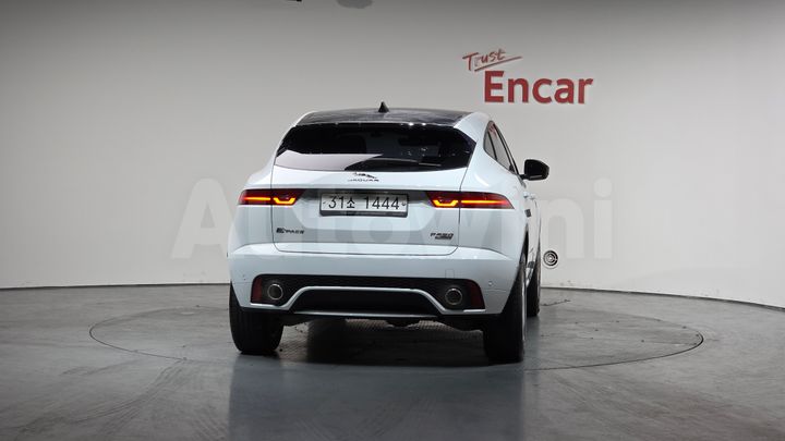 Jaguar E PACE 2018 — 4