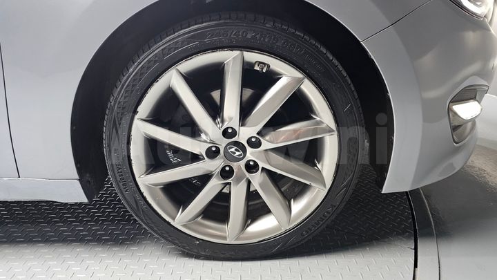 Hyundai Aslan 2015 — 5