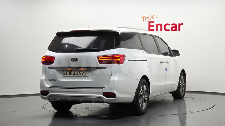 Kia Carnival 2019 — 2