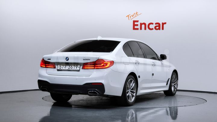 BMW 5 Series 2017 — 2