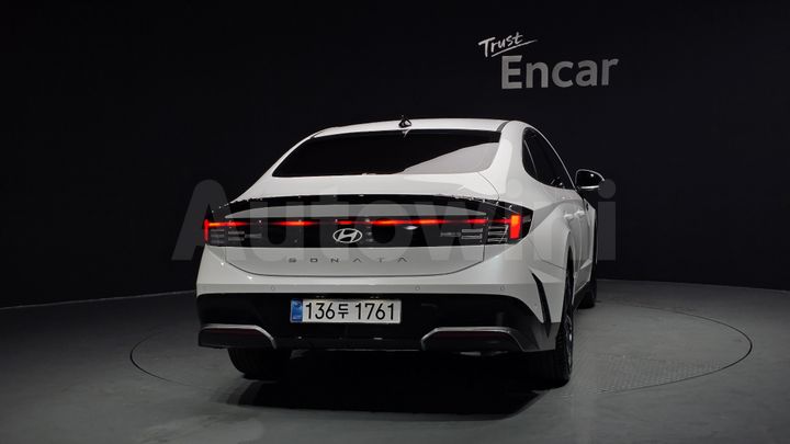 Hyundai Sonata 2025 — 4