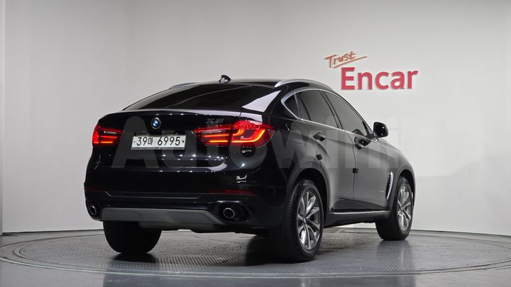 BMW X6 2015 — 2