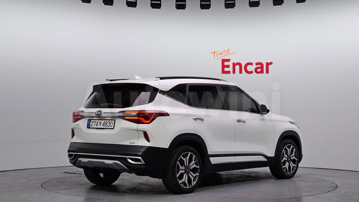 Kia Seltos 2021 — 2