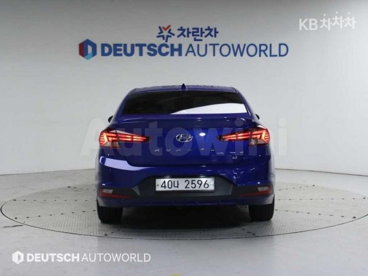 Hyundai Avante 2020 — 4