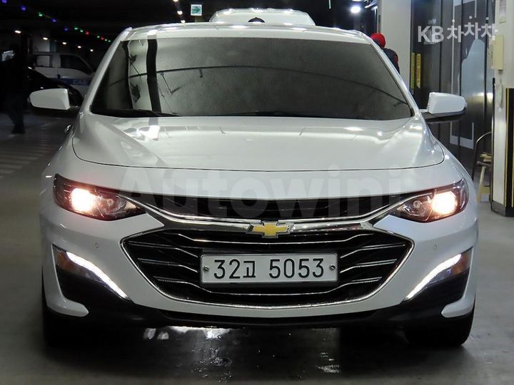 Chevrolet Malibu 2019 — 2