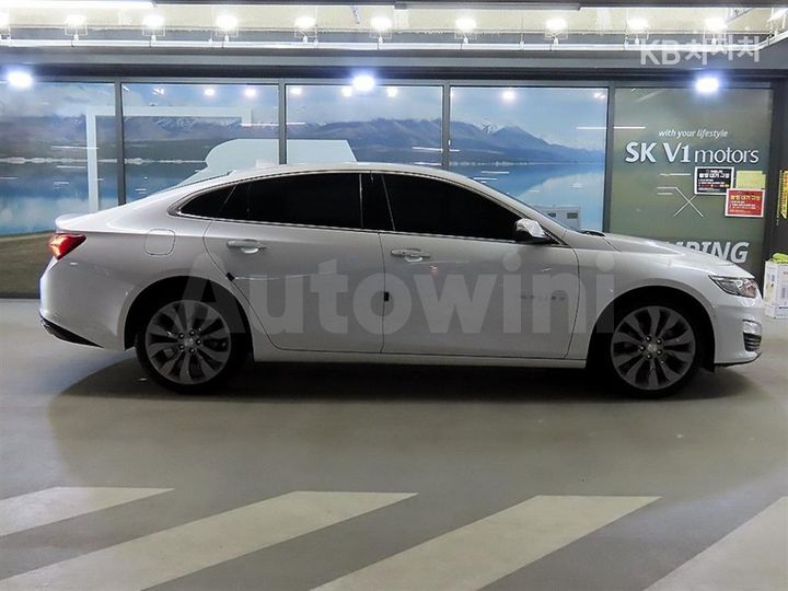 Chevrolet Malibu 2019 — 3