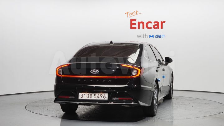 Hyundai Sonata 2023 — 4