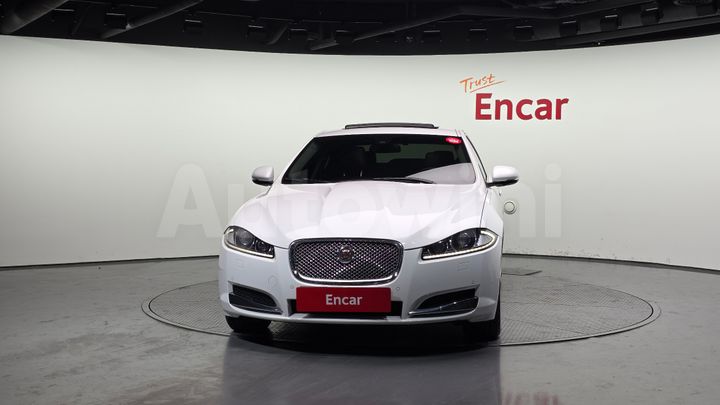 Jaguar XF 2015 — 3