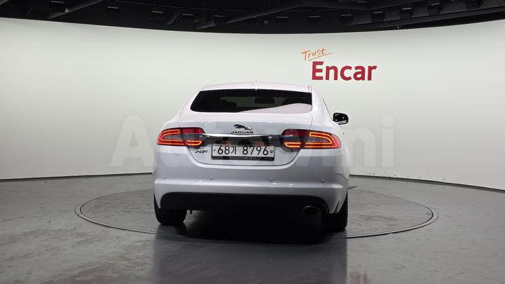Jaguar XF 2015 — 4