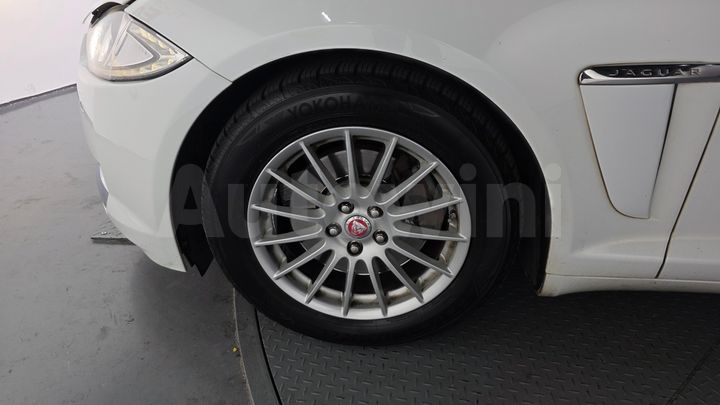 Jaguar XF 2015 — 5