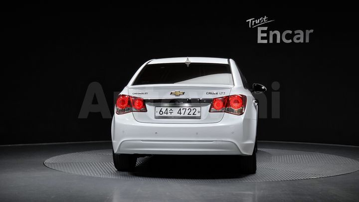 Chevrolet Cruze 2013 — 4