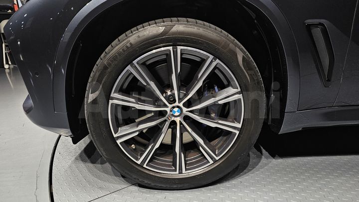 BMW X5 2020 — 5