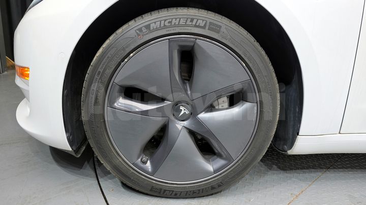 Tesla Model 3 2020 — 5