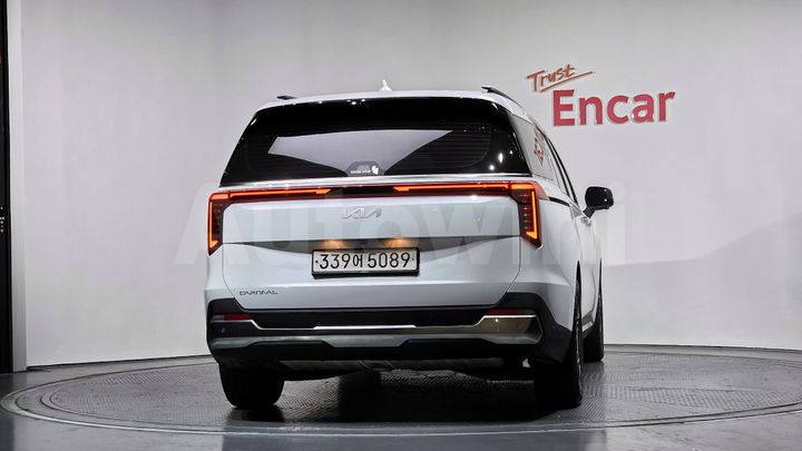 Kia Carnival 2025 — 4