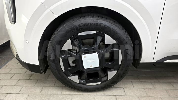 Kia Carnival 2025 — 5