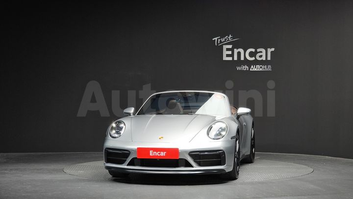 Porsche 911 2022 — 3