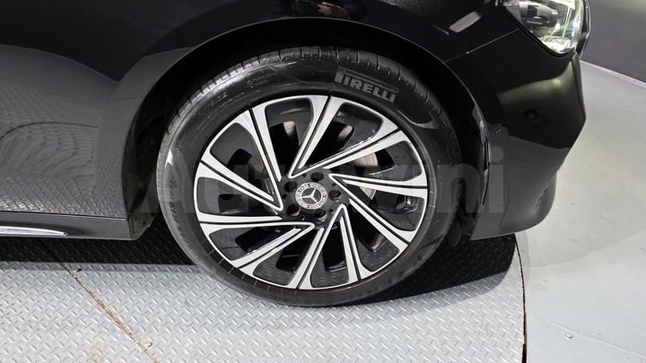 Mercedes Benz E Class 2024 — 5