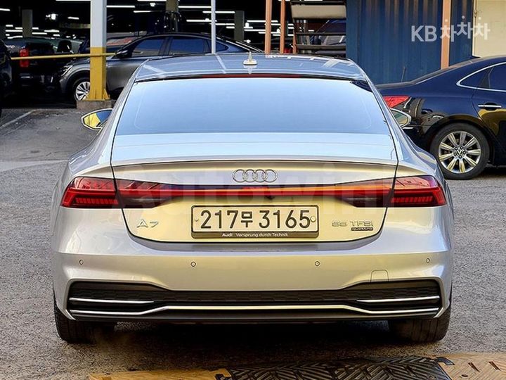 Audi A7 2021 — 3