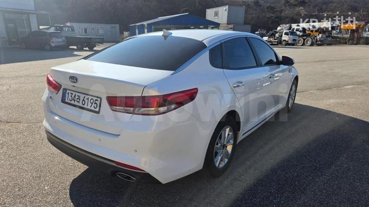 Kia K5 2018 — 3