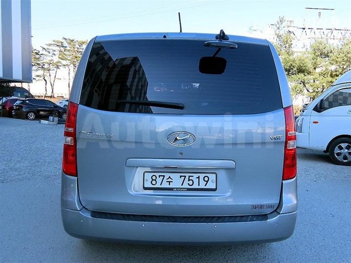 Hyundai Starex 2016 — 4