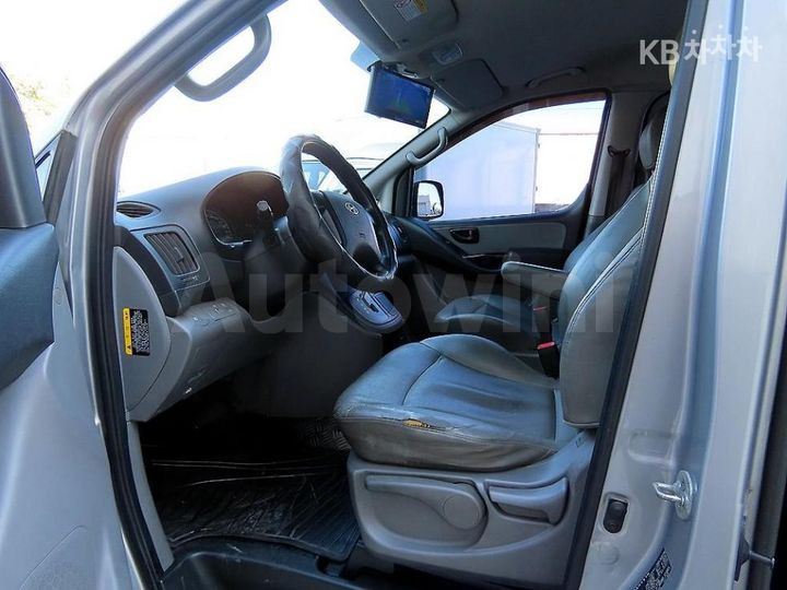 Hyundai Starex 2016 — 5