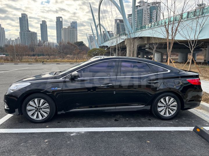 Hyundai Grandeur 2015 — 4