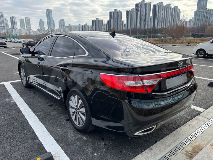 Hyundai Grandeur 2015 — 5