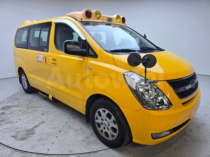 Hyundai Starex 2015 — 3