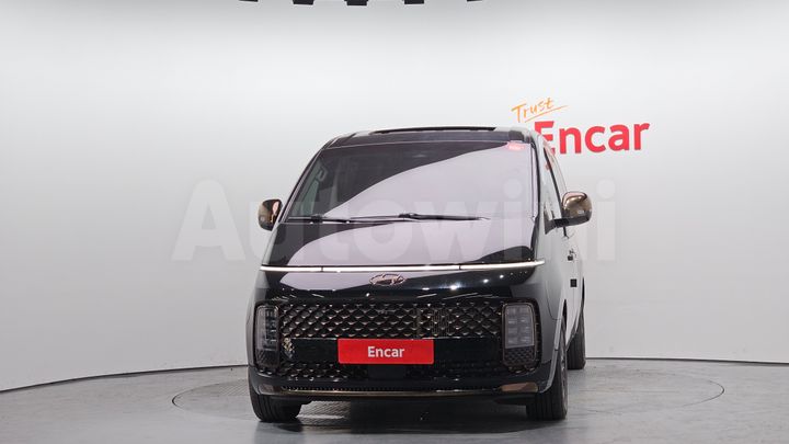 Hyundai Staria 2023 — 3