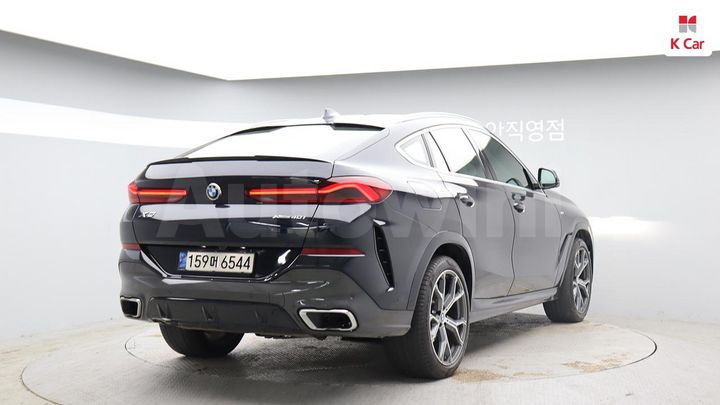 BMW X6 2021 WBACY6106M9E04090 — 2