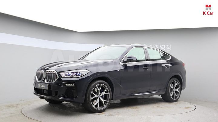 BMW X6 2021 WBACY6106M9E04090 — 3