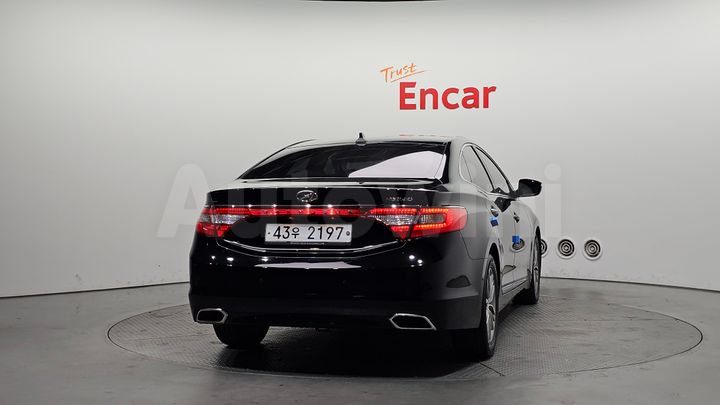 Hyundai Grandeur 2017 — 4