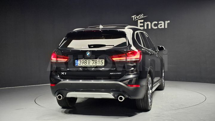 BMW X1 2021 — 4