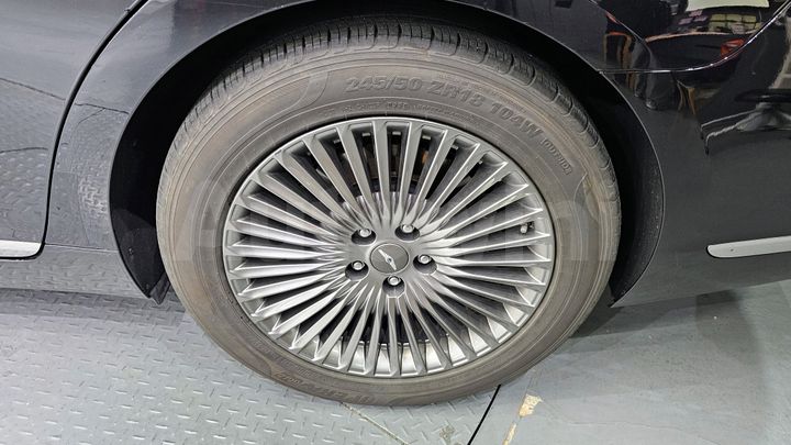 Genesis G90 2020 — 5