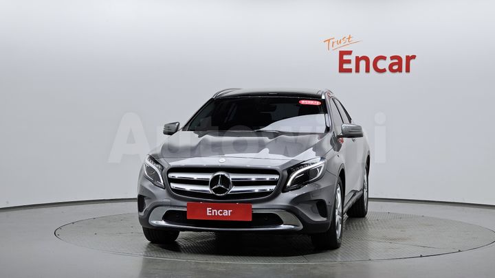 Mercedes Benz GLA Class 2015 — 2